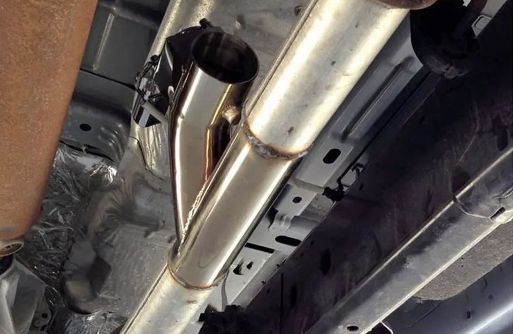Universal Electric Exhaust Cutout — Y-Pipe with Wireless Remote (Stainless Steel)